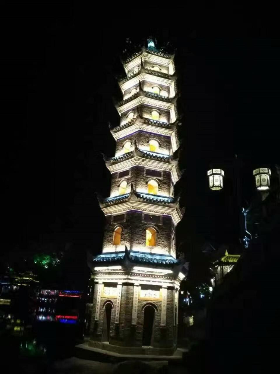 166 Inn Fenghuang Exterior photo
